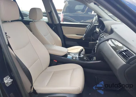 2017 BMW X3 xDrive28I z USA, uszkodzony, nr VIN 5UXWX9C59H0T15911